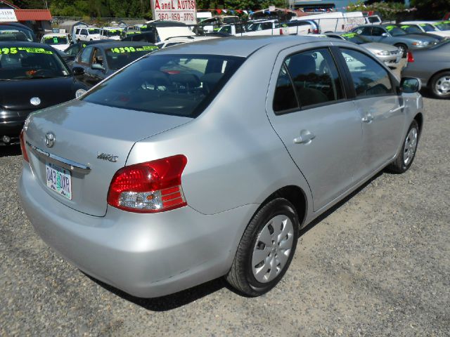 2008 Toyota Yaris 3.5tl W/tech Pkg