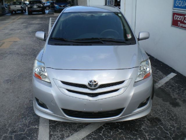 2008 Toyota Yaris Sport Utility 4D