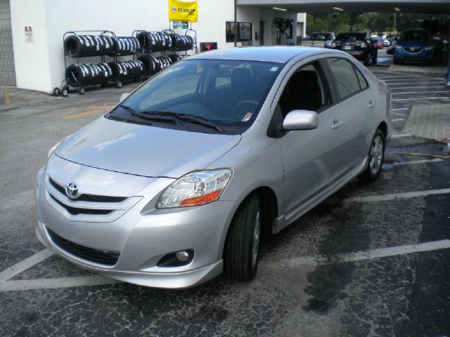 2008 Toyota Yaris Sport Utility 4D