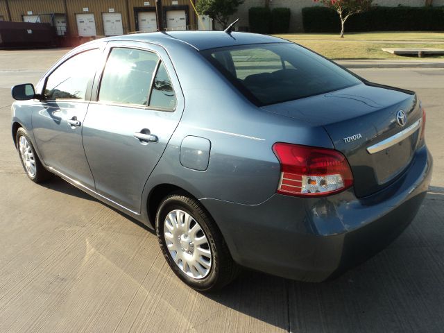 2009 Toyota Yaris 4DR 4WD Sport AT