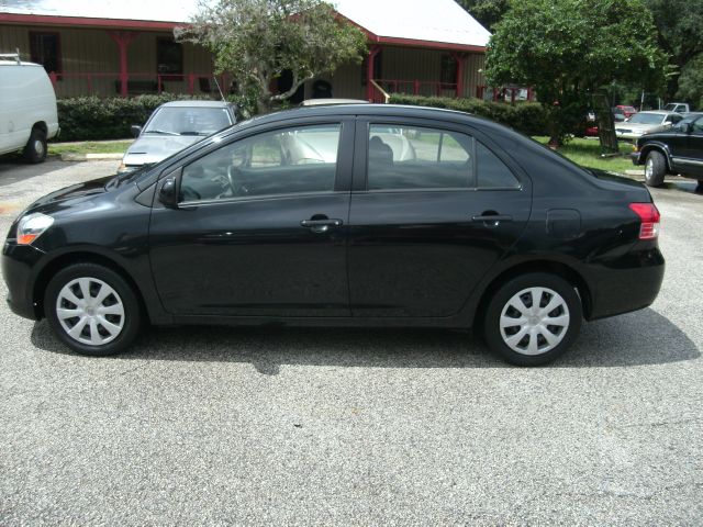 2009 Toyota Yaris 4DR 4WD Sport AT