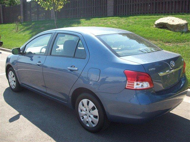 2009 Toyota Yaris Unknown