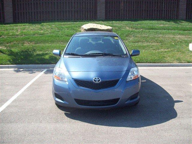 2009 Toyota Yaris Unknown