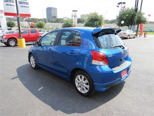 2009 Toyota Yaris Unknown