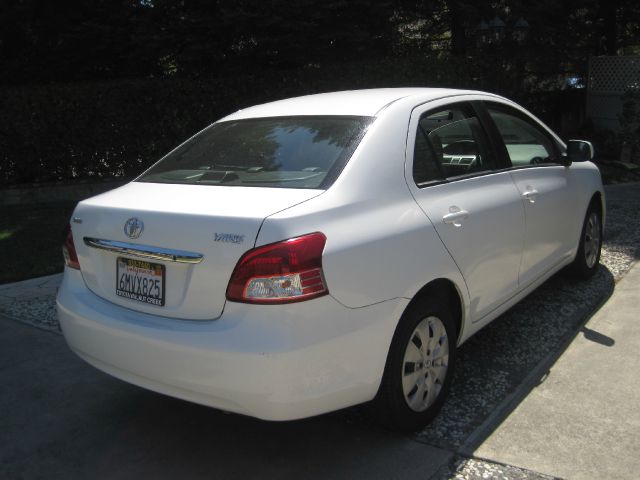 2009 Toyota Yaris 4DR 4WD Sport AT