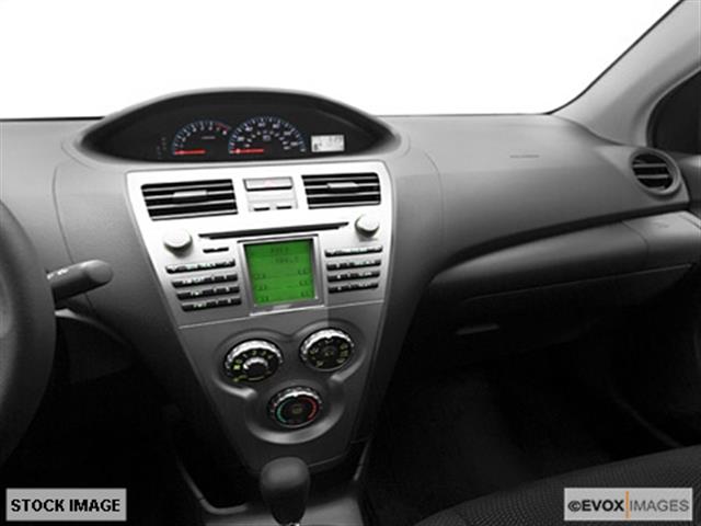 2009 Toyota Yaris Unknown