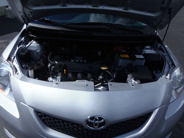 2009 Toyota Yaris Base