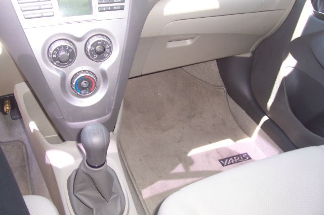 2009 Toyota Yaris AUTO GS