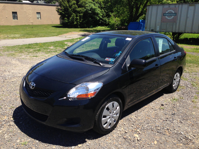 2009 Toyota Yaris 4DR 4WD Sport AT