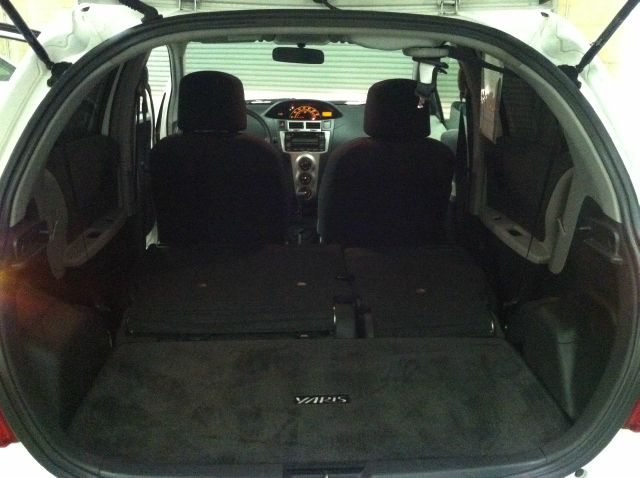 2010 Toyota Yaris Prerunner Double CAB