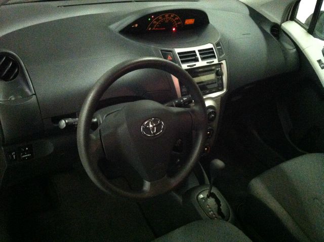 2010 Toyota Yaris Prerunner Double CAB