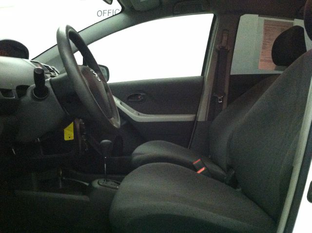 2010 Toyota Yaris Prerunner Double CAB