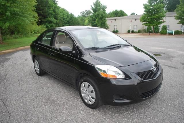 2010 Toyota Yaris Unknown