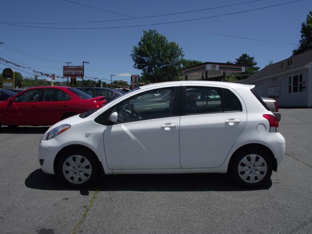 2011 Toyota Yaris Prerunner Double CAB