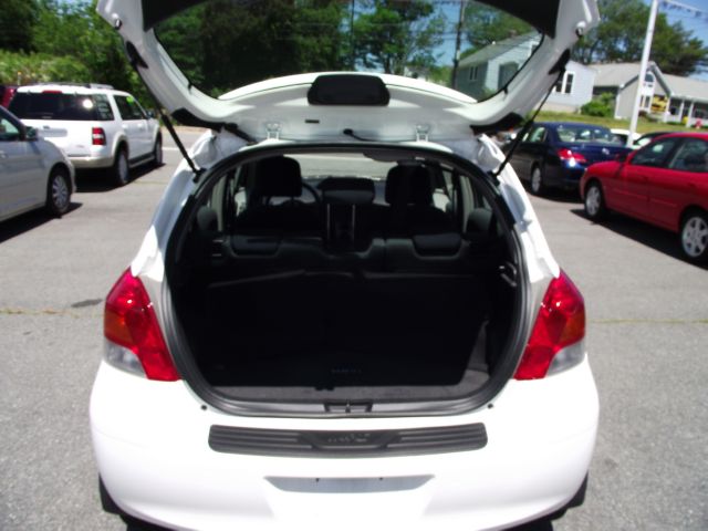 2011 Toyota Yaris Prerunner Double CAB