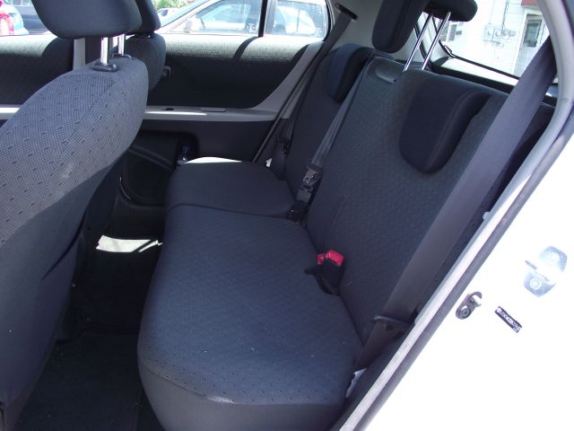 2011 Toyota Yaris Prerunner Double CAB