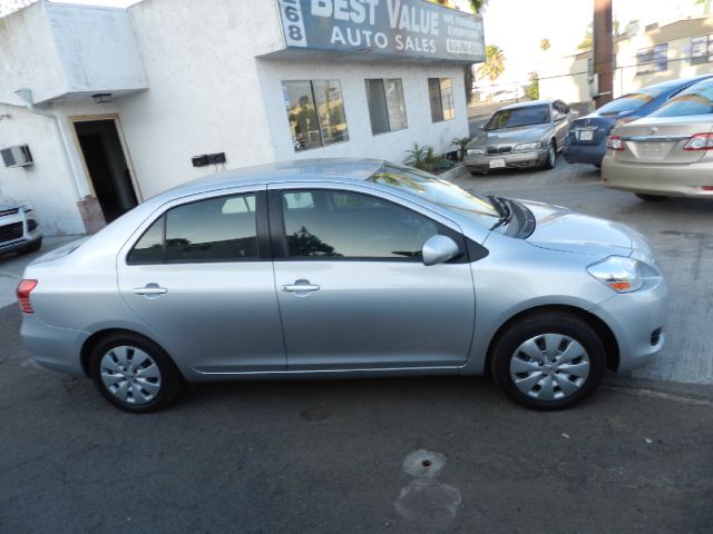 2012 Toyota Yaris 4DR 4WD Sport AT