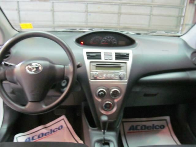 2012 Toyota Yaris 4DR 4WD Sport AT