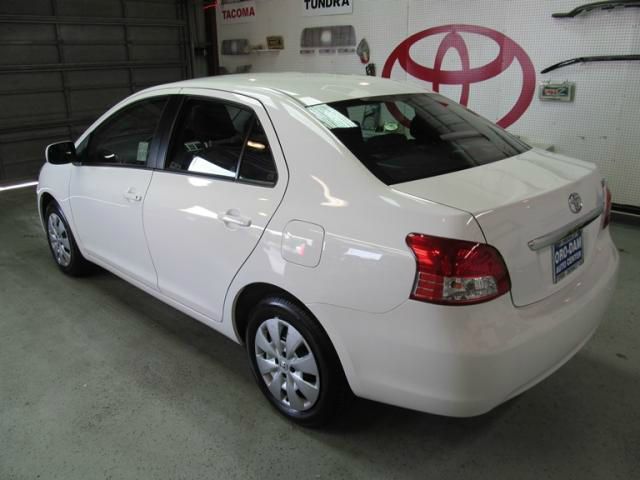 2012 Toyota Yaris 4DR 4WD Sport AT