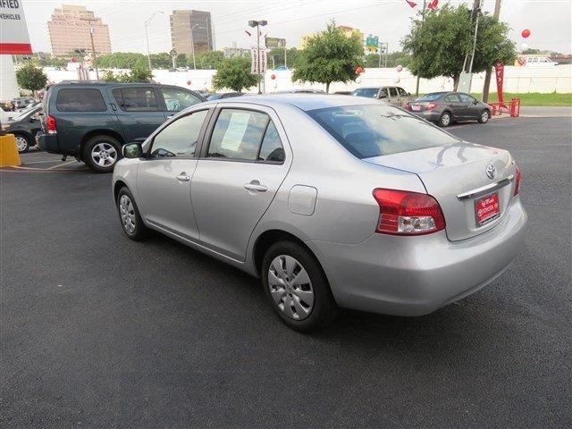 2012 Toyota Yaris Allroad AWD