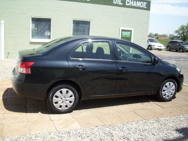 2012 Toyota Yaris 4DR 4WD Sport AT