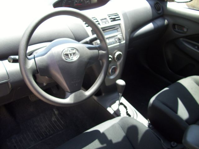 2012 Toyota Yaris 4DR 4WD Sport AT