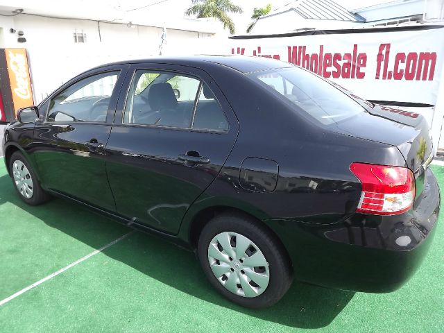 2012 Toyota Yaris 4DR 4WD Sport AT