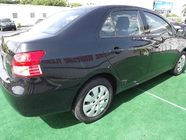 2012 Toyota Yaris 4DR 4WD Sport AT