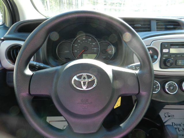 2012 Toyota Yaris SE 4 Motion AWD