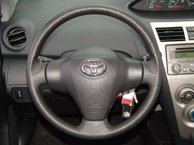 2012 Toyota Yaris Unknown