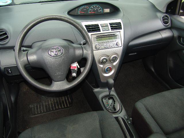 2012 Toyota Yaris Unknown