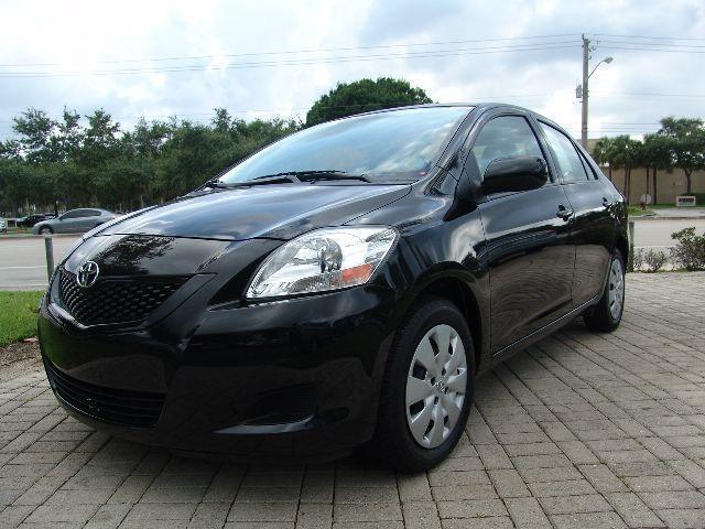 2012 Toyota Yaris Unknown