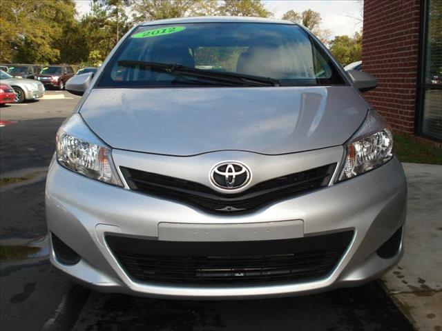 2012 Toyota Yaris Great BUY