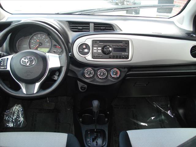 2012 Toyota Yaris Great BUY