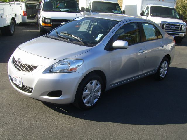 2012 Toyota Yaris 4DR 4WD Sport AT