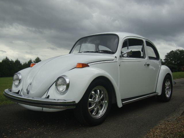 1973 Volkswagen Beetle SR5 Truck