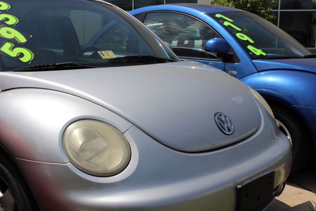 2001 Volkswagen Beetle 4dr 112 WB AWD