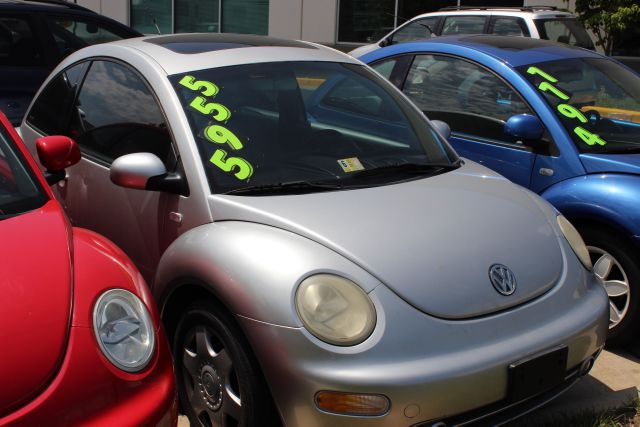 2001 Volkswagen Beetle 4dr 112 WB AWD