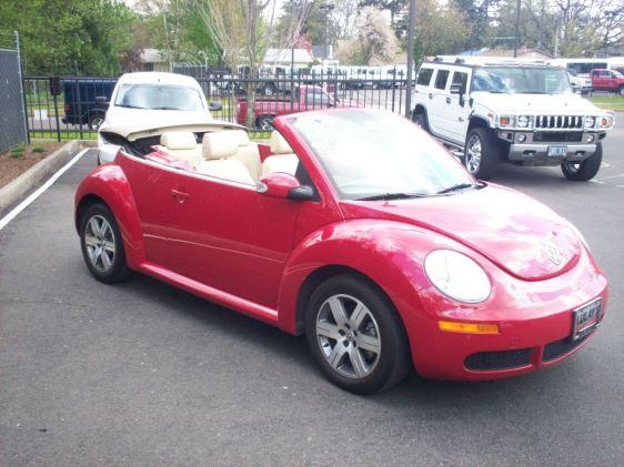 2006 Volkswagen Beetle FWD 4dr Sport