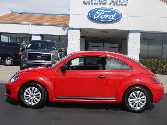 2012 Volkswagen Beetle Base