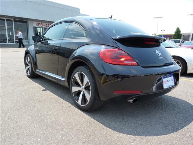 2012 Volkswagen Beetle Deluxe Hardtop Convertible