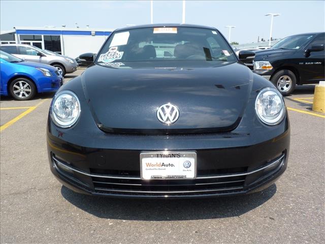 2012 Volkswagen Beetle Deluxe Hardtop Convertible