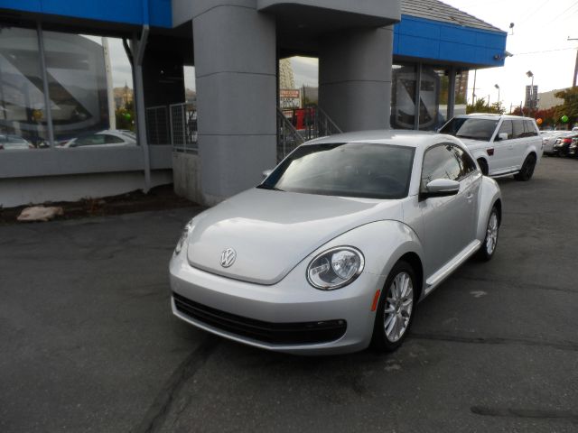 2012 Volkswagen Beetle 4X4 Crew Cab Super Duty Lariat