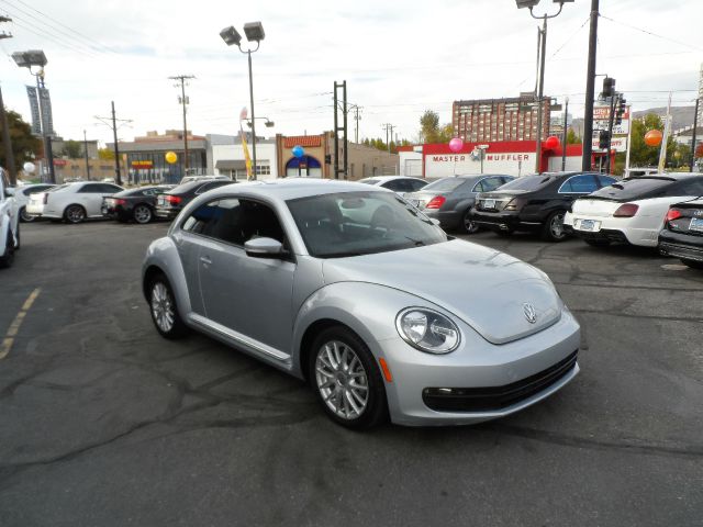 2012 Volkswagen Beetle 4X4 Crew Cab Super Duty Lariat