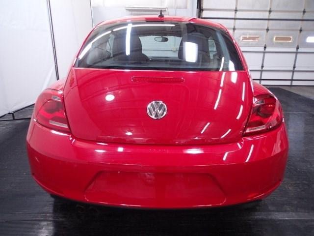 2012 Volkswagen Beetle Base