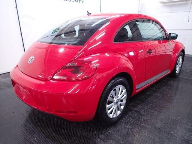 2012 Volkswagen Beetle Base