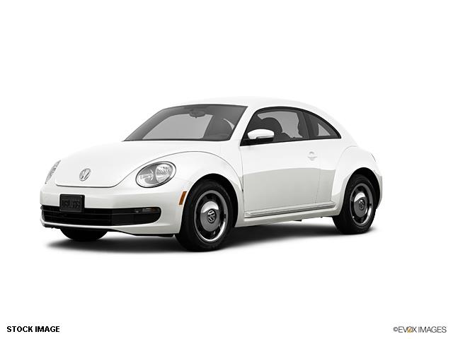 2013 Volkswagen Beetle Reg Cab 118 WB