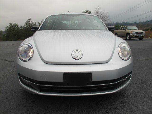 2013 Volkswagen Beetle Wideside California Value