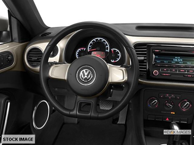 2013 Volkswagen Beetle Reg Cab 118 WB