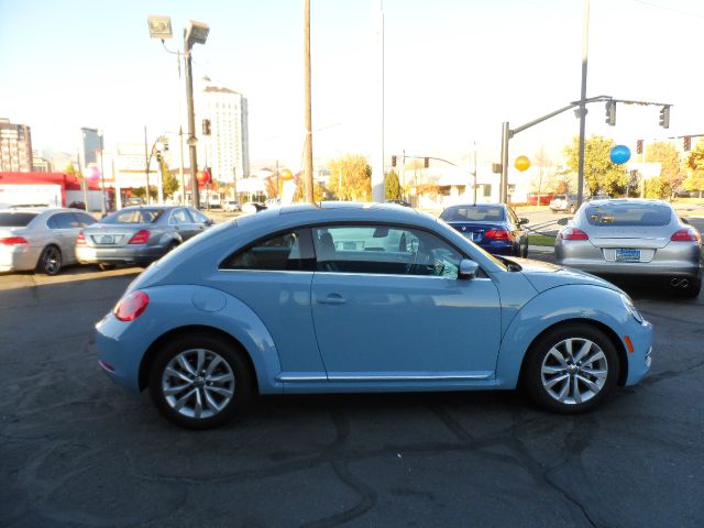 2013 Volkswagen Beetle Wideside California Value